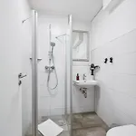 Sali Homes Am1 Elegant And Stylish Retreat In Heart Of Bayreuth, Close To River Bayreuth