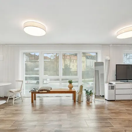 Sali Homes Elegant And Stylish Retreat In Heart Of Bayreuth, Close To River Μπαϊρόιτ